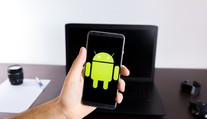 Používatelia OS Android pozor! Na internete sa šíri tapeta, ktorá úplne zablokuje smartfón