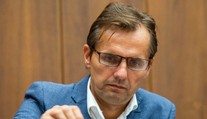 Kravčík trvá na odchode ľudí okolo Ľubomíra Galka, Jana Kiššová podporuje SaS