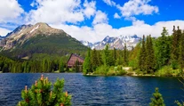 Turisti objavujú Slovensko. Rátajú ich na milióny