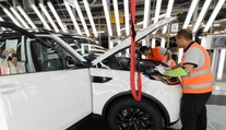 Jaguar v pondelok obnoví výrobu vo všetkých prevádzkach v Nitre