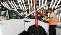 Jaguar v pondelok obnoví výrobu vo všetkých prevádzkach v Nitre