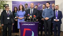 Demokrati sa majú na novembrovom sneme oficiálne zlúčiť so Šancou