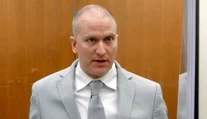 Expolicajt, ktorý zabil Afroameričana Floyda, sa na súde odvolal. Sťažuje sa na súd aj porotu