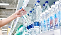 Niektoré predajne podvádzajú zálohový systém. Predávajú neregistrované obaly, dokonca si účtujú zálohu za neoznačené obaly