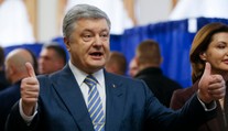 Ukrajinský exprezdent Porošenko sa vrátil do vlasti. Čaká ho súdny proces