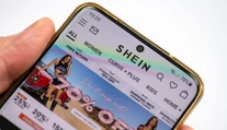 Kupujete si cez známe online platformy lacné oblečenie z Číny? Môžete si ohroziť zdravie
