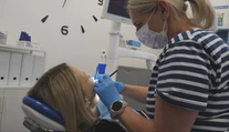 Poisťovne vymýšľajú náhrady za zrušené benefity. Zubári už hovoria o poklese záujmu