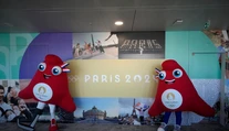 Maskotom hier v Paríži bude Frýgická čiapka. Symbolizuje spojivo medzi obdobím antiky a Francúzskom