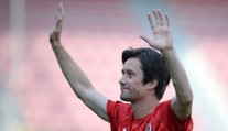 Bolesť bola silnejšia ako láska k futbalu. "Malý Mozart" Rosický ukončil kariéru