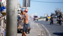 Mimoriadne horúčavy sužujú Filipíny, úrady ľuďom odporučili nevychádzať von