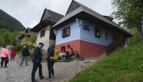 Veľká radosť a plány na oživenie. Dvanásť obyvateľov Vlkolínca opisuje, ako sa žije v pamiatke UNESCO