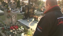 Oskar Fegyveres navštívil hrob Róberta Remiáša: Bol to kamarát, brat