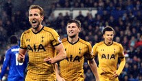 VIDEO: Tottenham s výhrou, debut za "kohútov" si odkrútil slovenský mladík