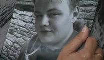 Manželka diplomata zapríčinila smrť tínedžera (†19). Využila svoju imunitu a opustila krajinu