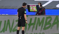 Rozhodcovia môžu cez víkend po prvý raz vo Fortuna lige využiť systém VAR