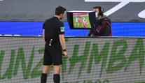 Rozhodcovia môžu cez víkend po prvý raz vo Fortuna lige využiť systém VAR