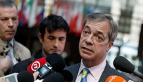 Farageova strana nebude sedieť v britskom parlamente