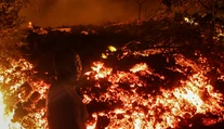 Fotogaléria: Erupcia sopky Nyiragongo ohrozuje neďaleké mesto Goma