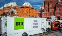 YouTube zablokovala dva videokanály siete Russia Today. Moskva pohrozila odvetnými krokmi
