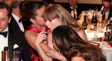 Selena Gomez a Taylor Swift prichytené pri ohováraní. Odčítavač z pier prezradil šokujúcu informáciu
