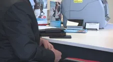 Dožičíte si dovolenku „na kreditku“? Môže vás vyjsť poriadne draho