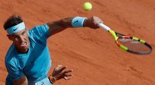 Nadal zvládol dohrávané štvrťfinále a je v semifinále Roland Garros