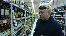 Miro v extravagantnej zástere?