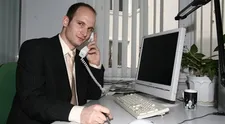 Kto robí Grendelovi 