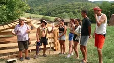 Všimli ste si tento detail? Niektorí farmári by sa mali vrátiť do školských lavíc