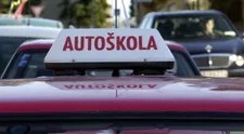 Autoškoly by mohli dostať sčasti zelenú. Posledné slovo bude mať hlavný hygienik