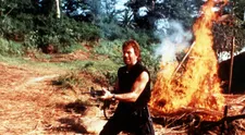Keď sa narodil, doviezol mamu z nemocnice domov. Chuck Norris sa rozhodol mať 77 rokov