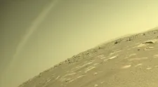 NASA vysvetlila, ako vznikla „dúha“, ktorú na Marse zachytila sonda Perseverance