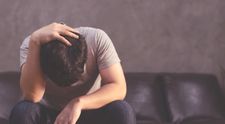 Sen o športovej kariére mu zničil nedobrovoľný sex. Nádejný tenista skončil kvôli zneužívaniu na liečení (príbeh)