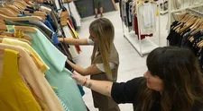 Ako si značkové oblečenie, ktoré nosia celebrity, kúpite za pár eur? Máme skvelý tip