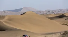 Pri výbuchu auta v prológu Rely Dakar sa vážne zranil francúzsky jazdec P. Boutron