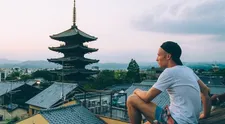 Brit (23) má prácu snov a fantastický plat k tomu