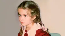 Kto som? Zo smutnej malej princeznej vyrástla... Seriálová potvora! :-)