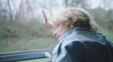 Exkluzívne zábery zo seriálu Iveta. Českú popovú princeznú spoznáte bližšie