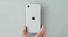 Najlacnejší iPhone na trhu: Apple predstavil novinku cez virtuálnu prezentáciu