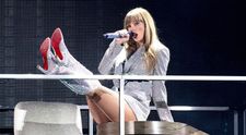 Taylor Swift hviezdi na turné: Neuveríte, koľko topánok vystrieda