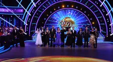 Fenomenálna šou Let's Dance v nedeľu suverénne zvíťazila, medzi politickými diskusiami kraľovalo aj napriek vládnemu bojkotu Na telo