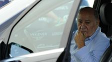 Najbohatším človekom planéty sa stal syn železničiara, v jeho obchodoch nakupujete