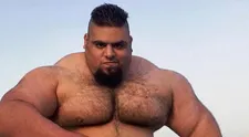 Živý Hulk! Iránec, ktorého fotky obleteli svet