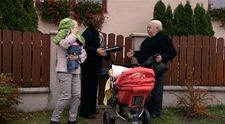 Ordinácia v ružovej záhrade: Dobrovoľníci