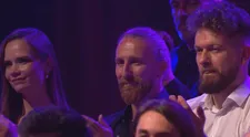 V hľadisku Let's Dance sa objavil špeciálny hosť: Jeho zrak smeroval len na jednu ženu!
