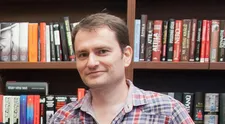 Igor Matovič: Zje všetko, čo mu naložia na tanier! Vrátane chrobákov!