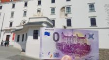 Nechcený unikát: Bratislavskú nulovú eurobankovku vytlačili s chybou