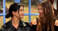 Azra a Ema sa až červenali. Dostali kompliment od známeho muža