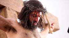 Život a smrť Ježiša Krista: Exkluzívna veľkonočná premiéra biblického príbehu!