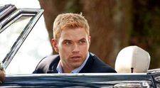 Kellan Lutz: Z upíra poloboh! A aj opičí muž... :-)